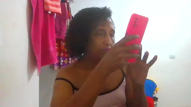 Snapshot of Aishamara chatting on October 20, 4:57 am Aishamara online show from October 20, 4:57 am