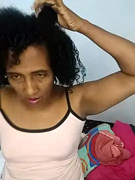 Snapshot of Aishamara chatting on November 30, 5:44 am Aishamara online show from November 30, 5:44 am