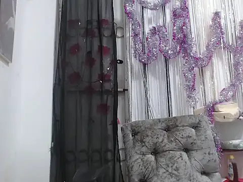 heyline milf online show from December 21, 12:49 pm