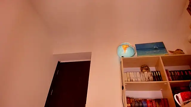 purpleariellx online show from October 11, 1:16 am