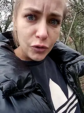 Keli Jessi online show from December 4, 1:09 pm