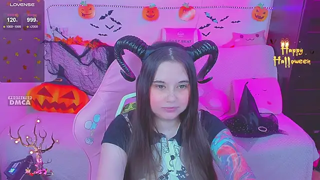 Lolisuccub online show from October 31, 4:52 pm