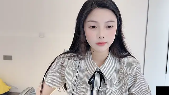 Snapshot of HaagenDazs_ chatting on February 19, 5:49 am HaagenDazs online show from February 19, 5:49 am