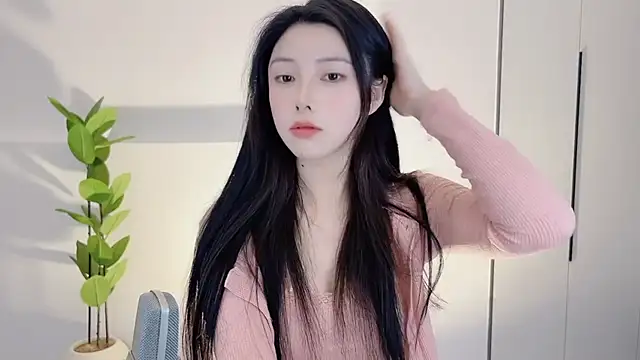 Snapshot of HaagenDazs_ chatting on February 20, 12:57 pm HaagenDazs online show from February 20, 12:57 pm