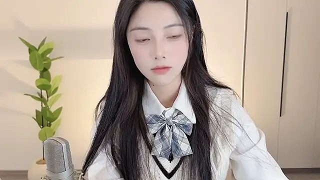 Snapshot of HaagenDazs_ chatting on February 22, 1:02 pm HaagenDazs online show from February 22, 1:02 pm