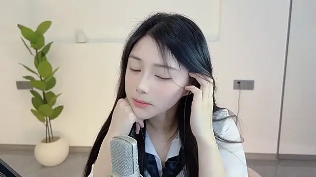 Snapshot of HaagenDazs_ chatting on March 17, 4:08 am HaagenDazs online show from March 17, 4:08 am