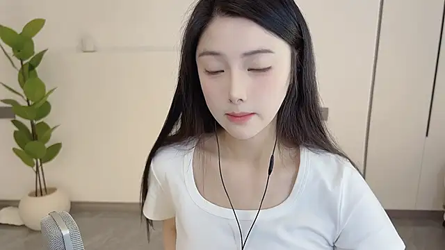 Snapshot of HaagenDazs_ chatting on March 19, 12:48 am HaagenDazs online show from March 19, 12:48 am