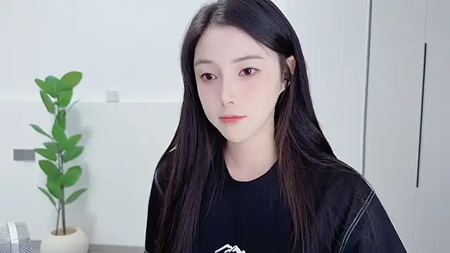 Snapshot of HaagenDazs_ chatting on October 2, 12:56 pm HaagenDazs online show from October 2, 12:56 pm