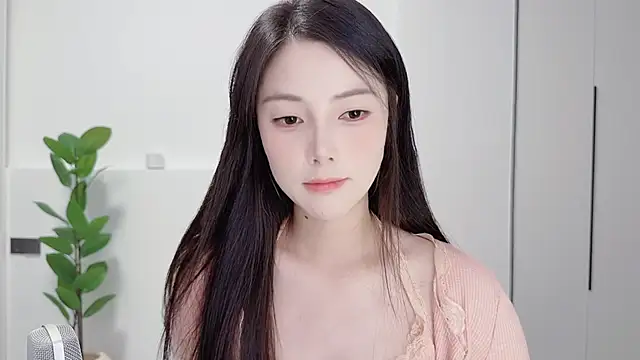 Snapshot of HaagenDazs_ chatting on October 9, 1:31 pm HaagenDazs online show from October 9, 1:31 pm