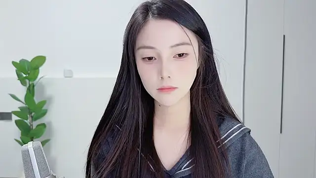 Snapshot of HaagenDazs_ chatting on October 18, 12:06 pm HaagenDazs online show from October 18, 12:06 pm