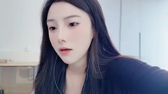 HaagenDazs  online show from January 14, 1:55 am