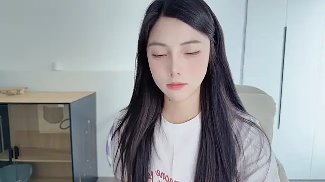 HaagenDazs  online show from June 13, 3:48 am