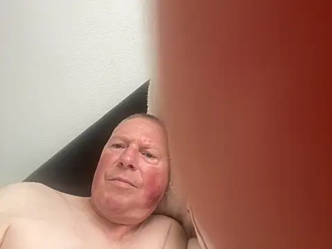 boilinghot123 online show from September 21, 7:43 am