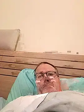 mike9473 online show from October 30, 8:53 pm