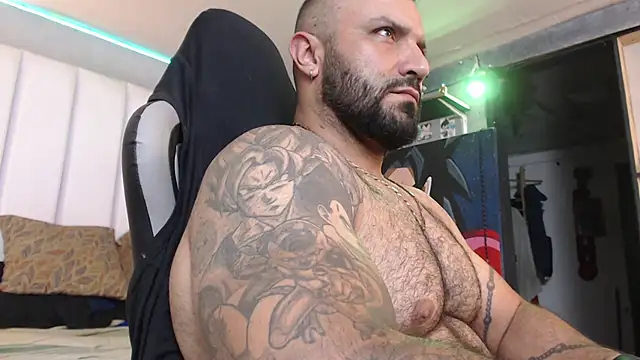 Snapshot of bardock_1 chatting on December 21, 2:30 am bardock 1 online show from December 21, 2:30 am