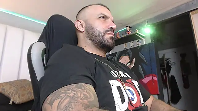 Snapshot of bardock_1 chatting on January 7, 3:57 am bardock 1 online show from January 7, 3:57 am