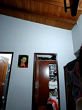 LunaZambrano online show from February 17, 12:54 am