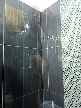 Snapshot of LunaZambrano chatting on February 28, 2:51 pm LunaZambrano online show from February 28, 2:51 pm