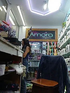 LunaZambrano online show from July 28, 9:14 pm