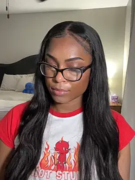 CandyLuxxxx online show from February 16, 5:48 am