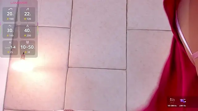 aisha vs online show from November 19, 12:49 pm