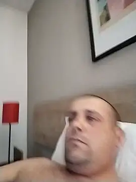 Snapshot of manubm03 chatting on November 25, 9:48 pm manubm03 online show from November 25, 9:48 pm