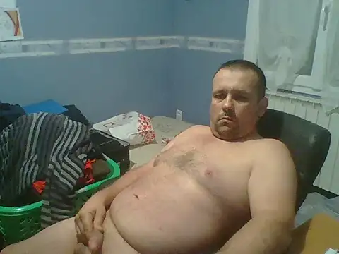 Snapshot of manubm03 chatting on December 17, 2:12 pm manubm03 online show from December 17, 2:12 pm