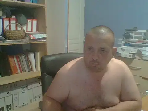manubm03 online show from May 24, 7:35 am