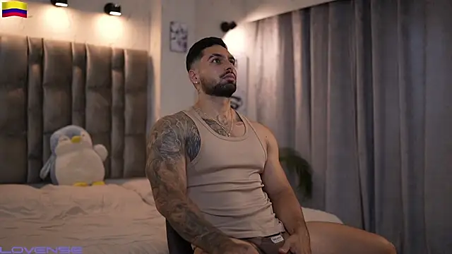 Snapshot of john_king29 chatting on October 26, 6:47 pm john king29 online show from October 26, 6:47 pm