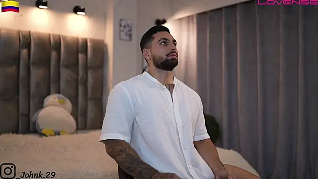 Snapshot of john_king29 chatting on November 24, 10:53 pm john king29 online show from November 24, 10:53 pm