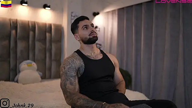 Snapshot of john_king29 chatting on December 1, 11:10 pm john king29 online show from December 1, 11:10 pm