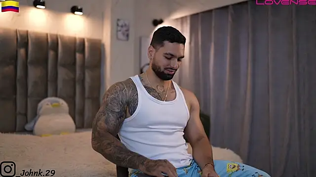 Snapshot of john_king29 chatting on December 14, 4:23 pm john king29 online show from December 14, 4:23 pm