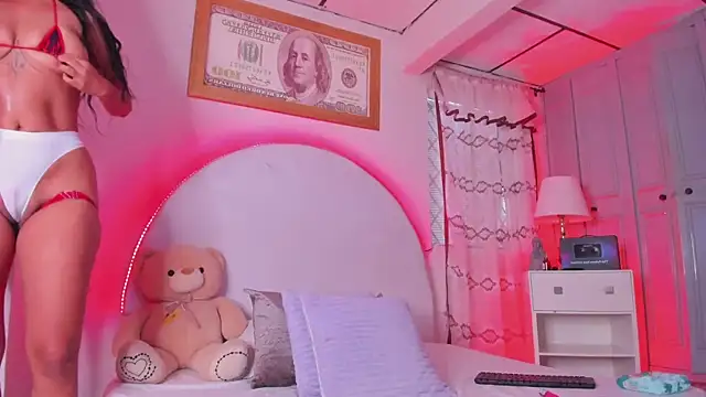 elsalondon online show from October 5, 12:25 pm