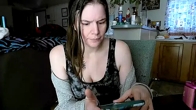 xodana online show from February 8, 7:59 pm