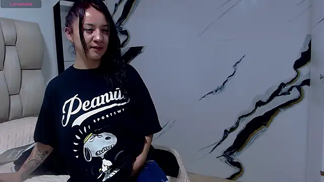 Snapshot of nicol_furyy chatting on June 16, 11:35 am nicol furyy online show from June 16, 11:35 am