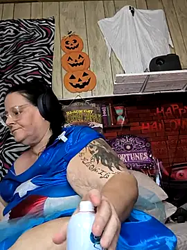 davisdesiresxh online show from October 14, 2:07 pm