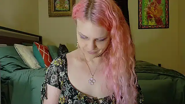 Emihaze online show from July 24, 7:56 pm