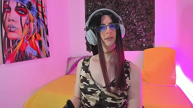 KimberlyJohnsoon online show from February 5, 11:17 pm