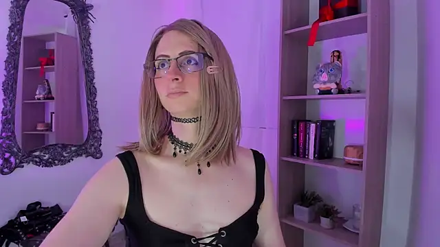 Snapshot of KimberlyJohnsoon chatting on November 29, 3:37 pm KimberlyJohnsoon online show from November 29, 3:37 pm