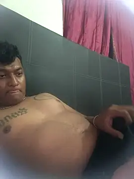 Snapshot of jonaspas02 chatting on February 24, 7:44 am jonaspas02 online show from February 24, 7:44 am