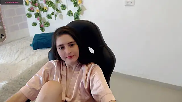 tania sweet   online show from March 22, 6:58 pm