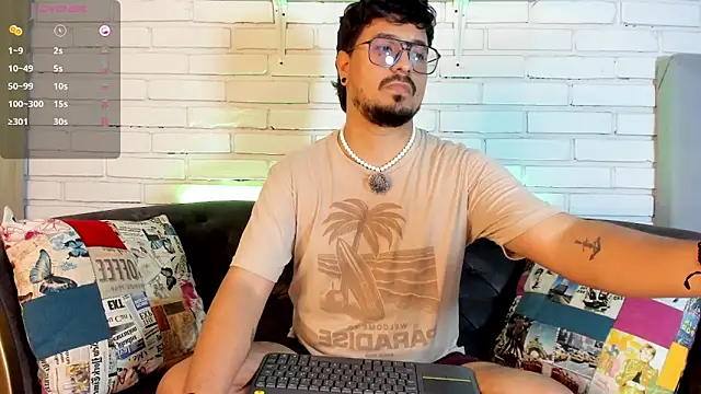 DaviidEvans  online show from December 4, 3:54 pm