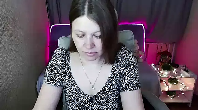 alekasamui online show from January 29, 12:43 am