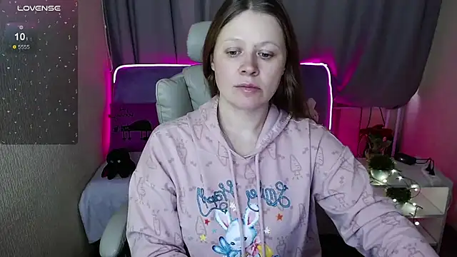 alekasamui online show from February 23, 9:16 pm