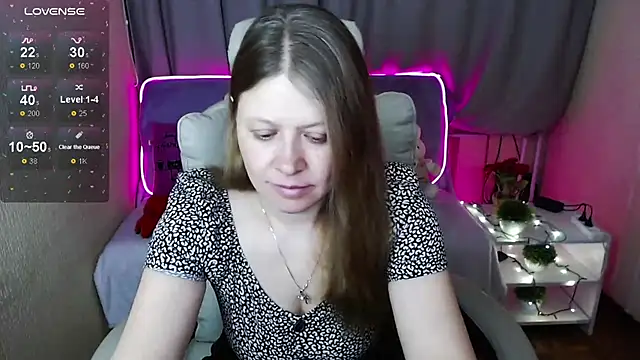 alekasamui online show from March 7, 12:15 am