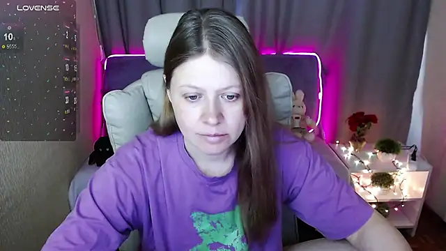 alekasamui online show from March 17, 4:40 am