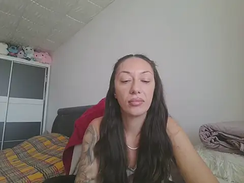 MeliEva online show from October 21, 10:49 am