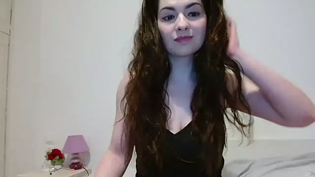 Snapshot of desirmiss1 chatting on April 6, 7:20 am desirmiss1 online show from April 6, 7:20 am