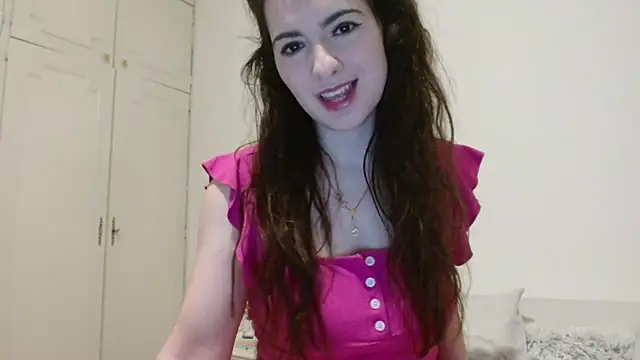 Snapshot of desirmiss1 chatting on April 12, 6:07 am desirmiss1 online show from April 12, 6:07 am