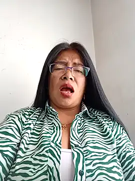   valentina18 online show from December 31, 8:23 pm